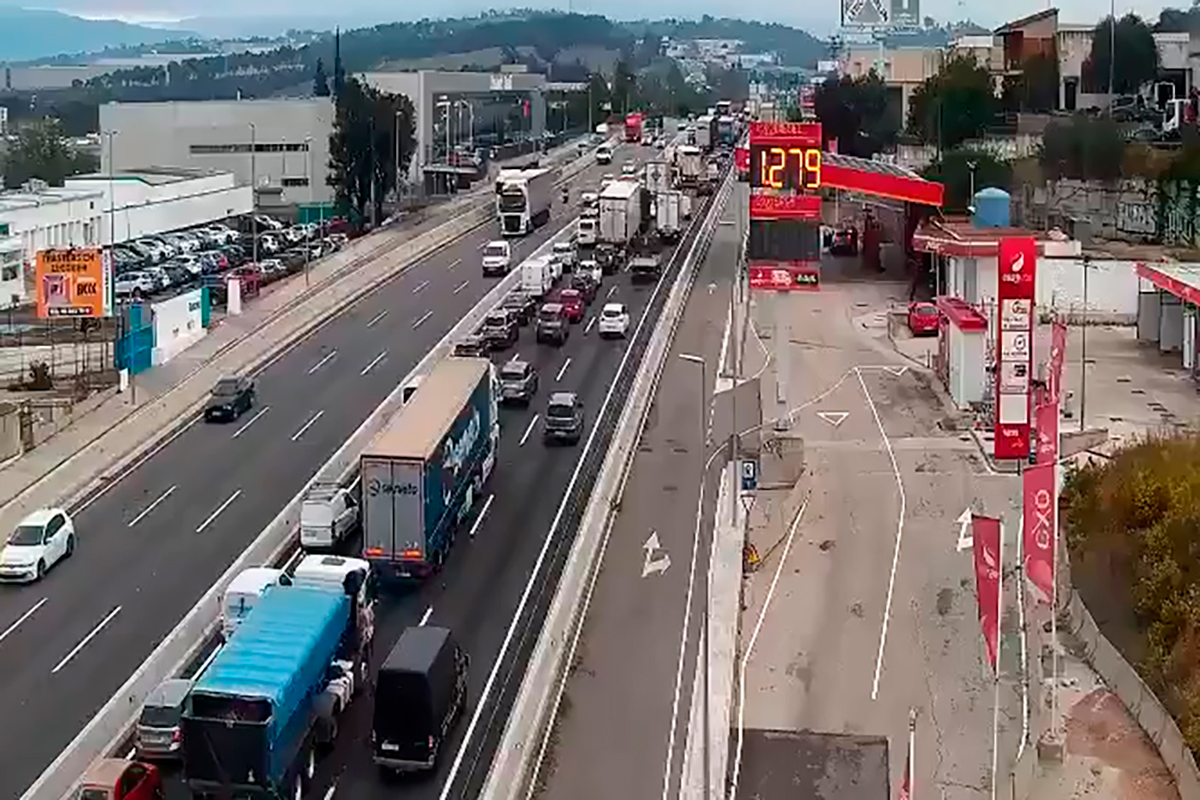 L'accident ha provocat cues de 5 quilòmetres