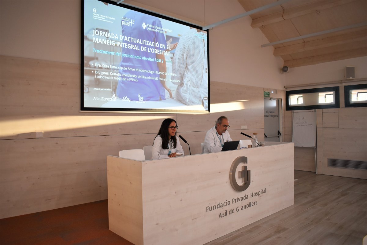 Olga Simí i Ignasi Castells han fet l'obertura de les jornades, dedicades a l'obesitat