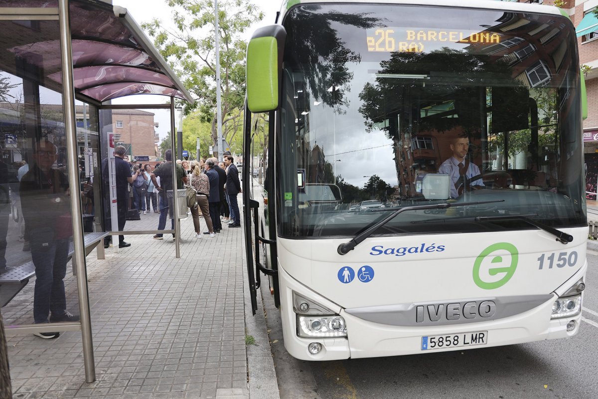 Arxiu d'una línia exprés.cat operada per Sagalès