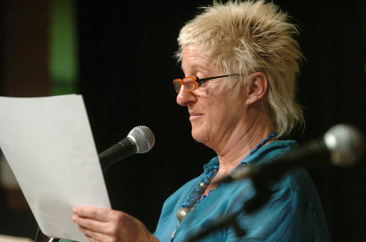 Glòria Font en un recital de textes de Sindreu a la Garriga l'any 2009