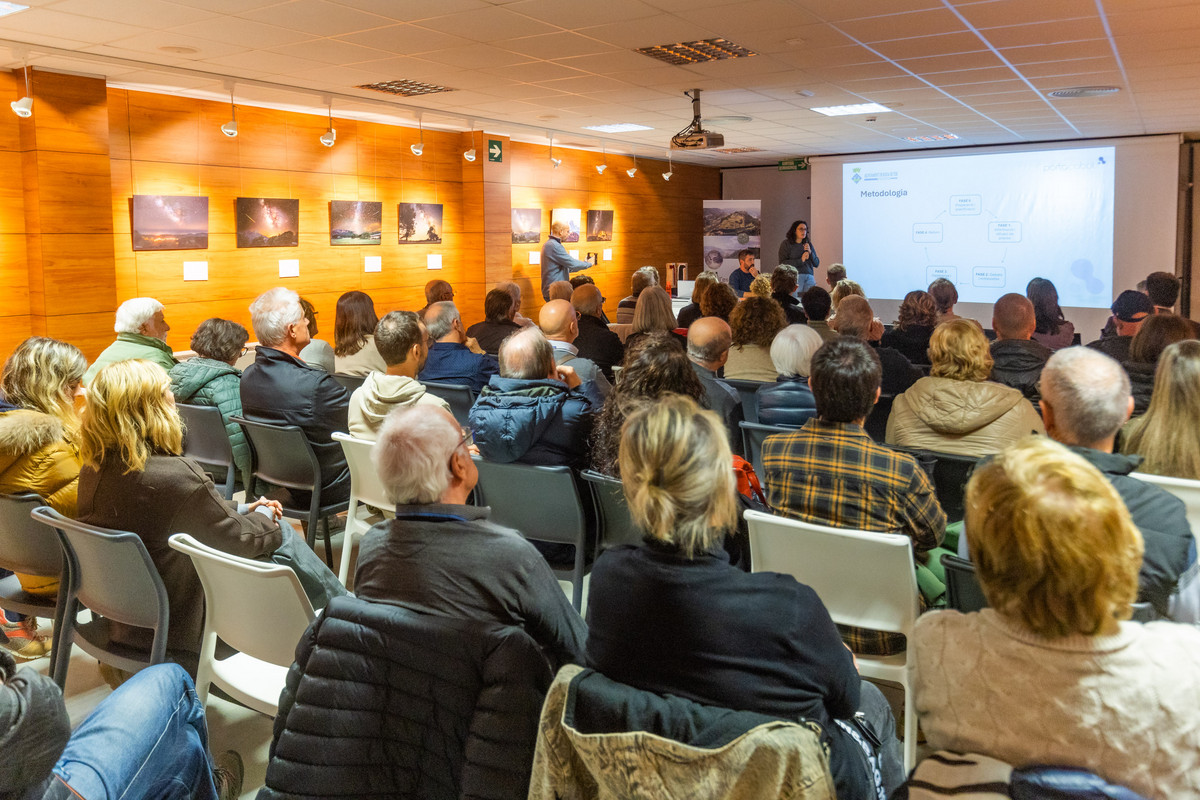 Els veïns de Roda de Ter votaran a la primavera com solucionar la problemàtica del trànsit