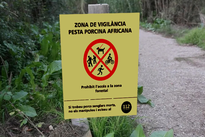 Un rètol informa de la restricció d'accés a la zona rural a Montornès