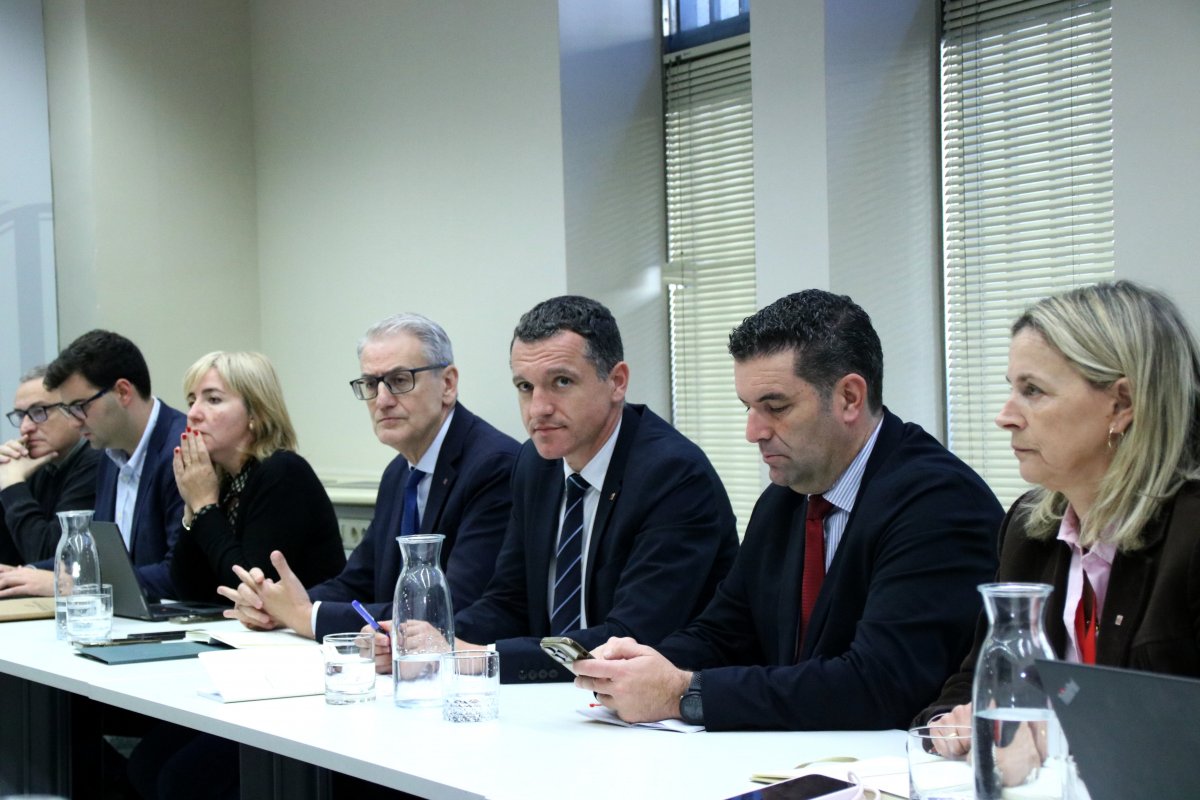 Òscar Ordeig, aquest divendres, en una reunió per abordar la crisi de la PPC