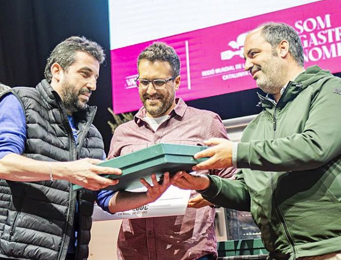 Can Pairot i Fussimanya, en una guia que recull els millors restaurants de cuina catalana