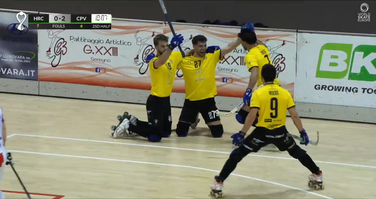 L'equip, celebrant el segon gol d'Àlex Rodríguez