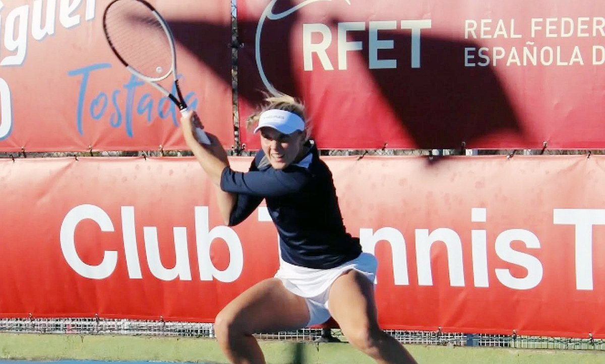 Joelle S. Steur cap de sèrie número 1 del torneig