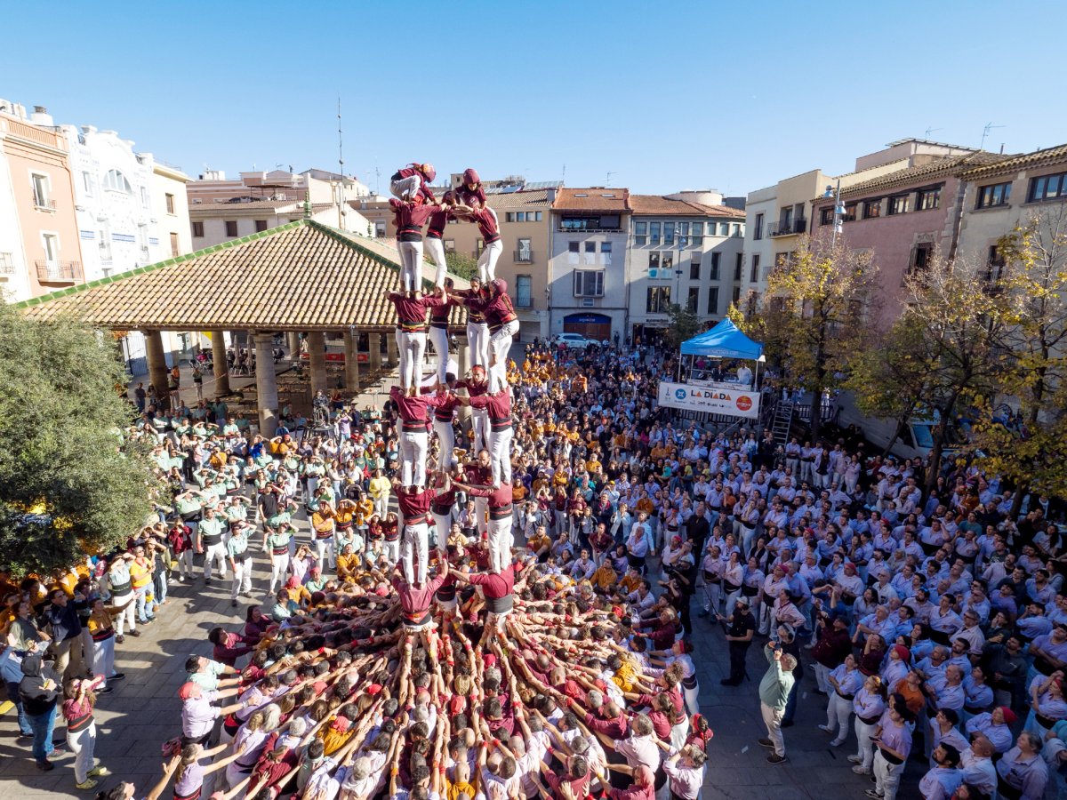 El 5 de 8 que va quedar en intent perquè el van desmuntar quan ja pujava l'enxaneta