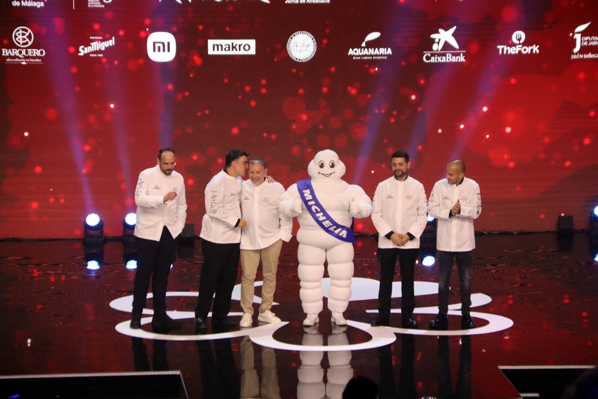 Els xefs dels cinc restaurants guardonats amb dues estrelles Michelin