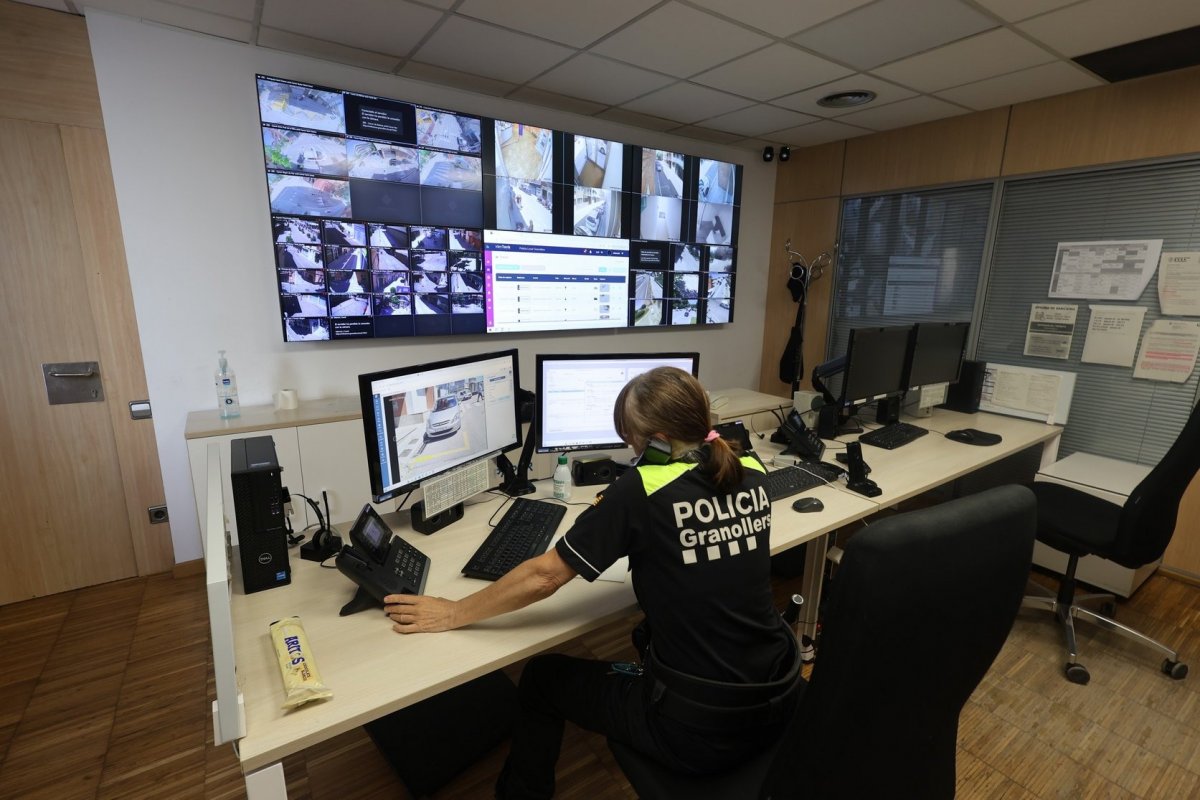 Sala de control de la policia local de Granollers