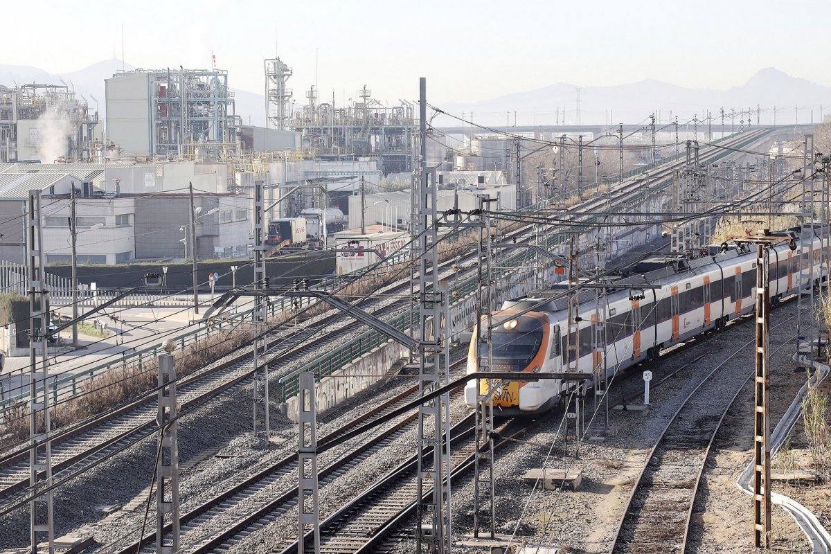 La connexió entre l'R2 i l'R8 a l'estació de Mollet-Sant Fost