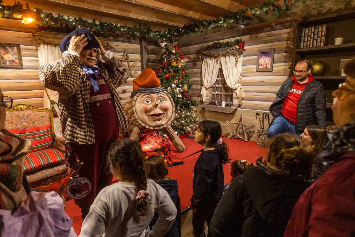 Una de les últimes escenes del recorregut, ja amb la presència estel·lar del tió