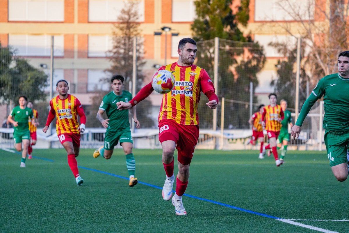 Marc Roquet en una acció d'atac del Tona