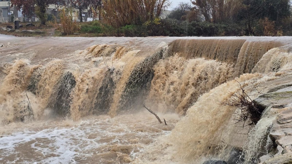 Un dels guals del riu Congost a Llerona