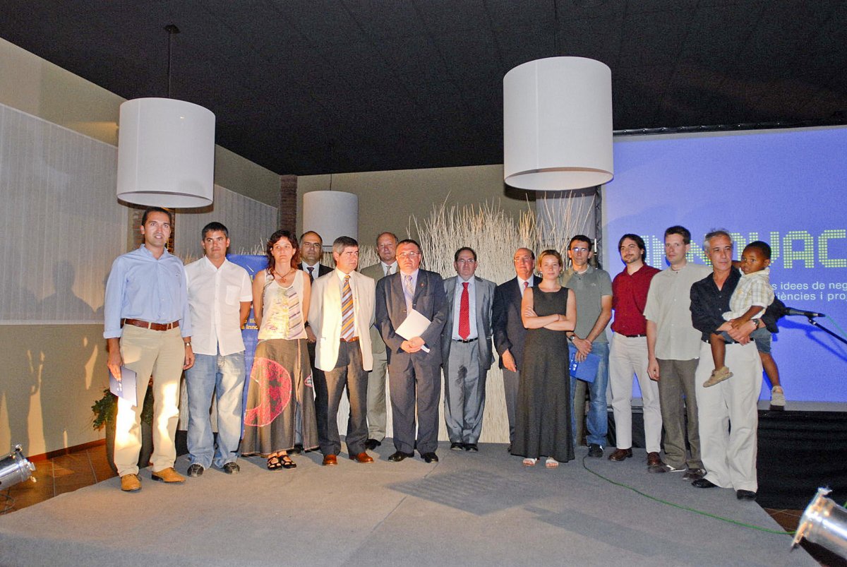 Premiats, autoritats i patrocinadors dels Premis Innovacat del 2006