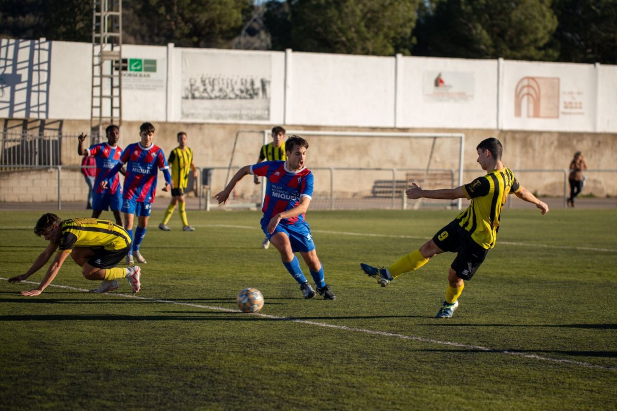El Voltregà, plegat de baixes, cau eliminat de la Copa Catalunya davant el Vall d’en Bas