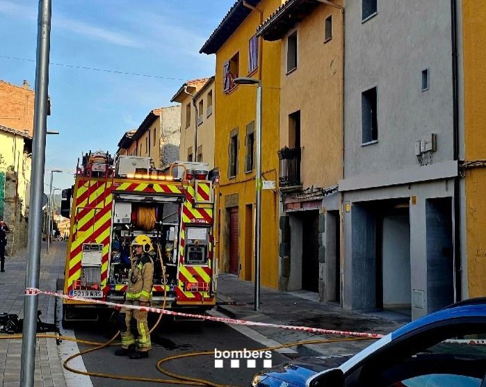 Incendi en una casa de Calldetenes