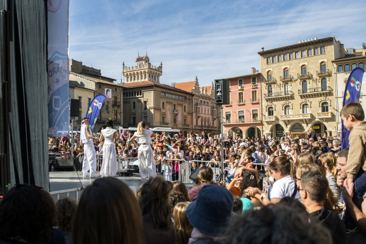 Vic homenatja els seus serveis