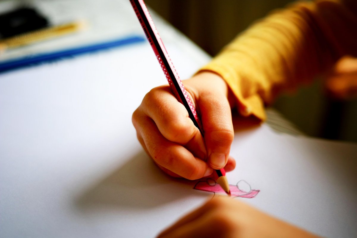 Educació i més