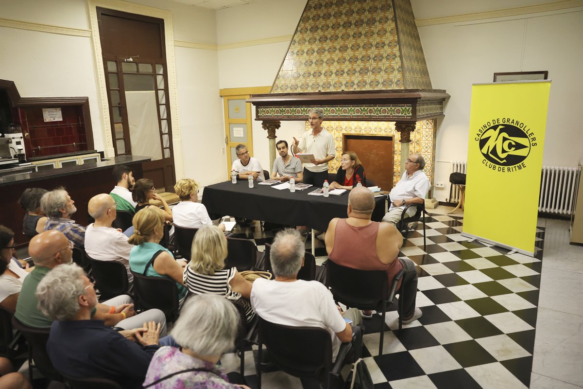 La revista ‘Vallesos’, premiada per l’APPEC per un reportatge sobre la Guerra Civil