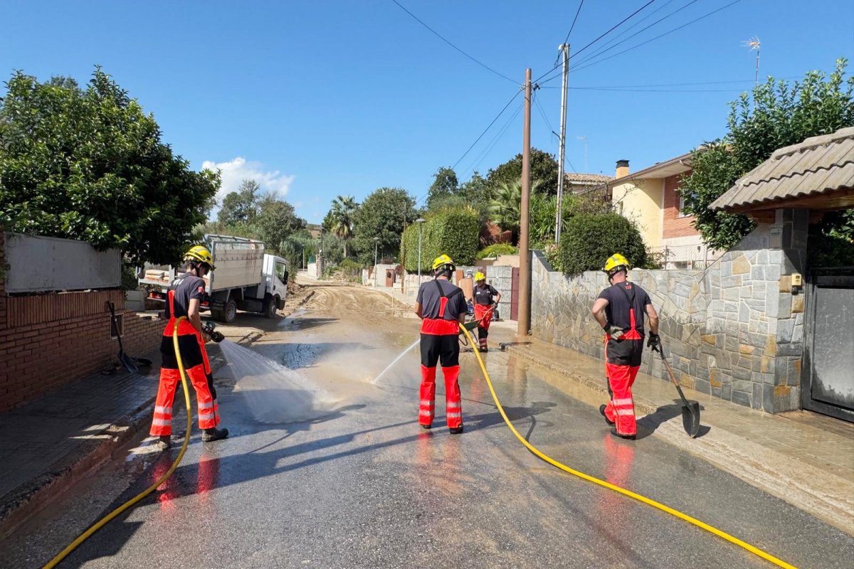 Els Bombers amplien la recerca del menor desaparegut fins a Montmeló i Montornès
