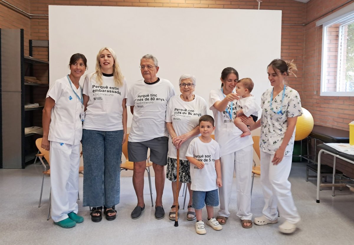El Departament de Salut arrenca la campanya de vacunació amb els col·lectius vulnerables