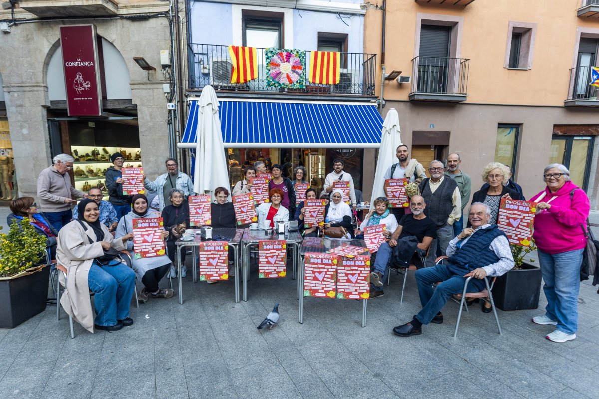 Ripoll impulsa una campanya per fomentar que els veïns se saludin amb un “bon dia”