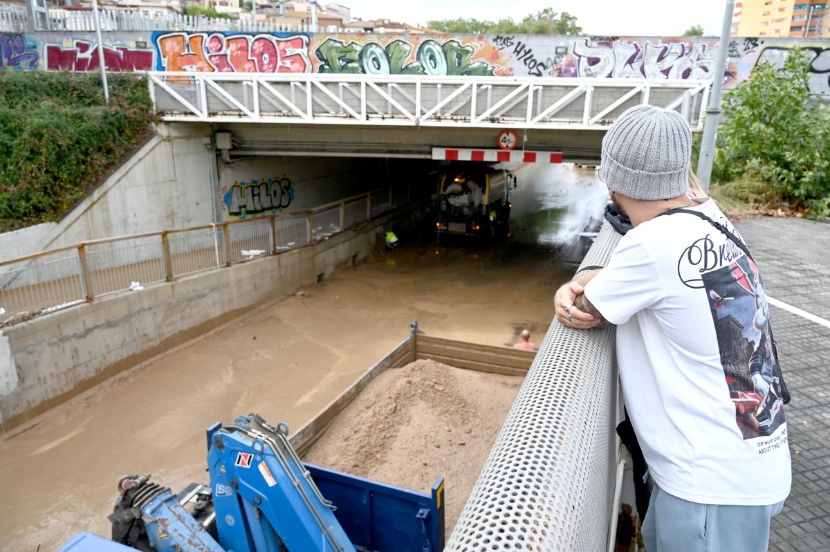Granollers recupera la mobilitat a la majoria de carrers, però manté tallada la ronda Sud